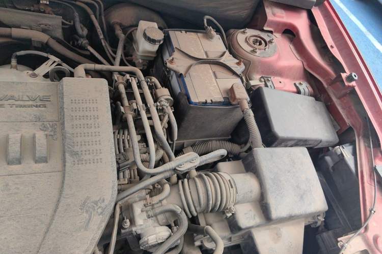 Used Bestune X80 2015 2.0L Automatic Comfort Anniversary Edition Engine Bay Left
