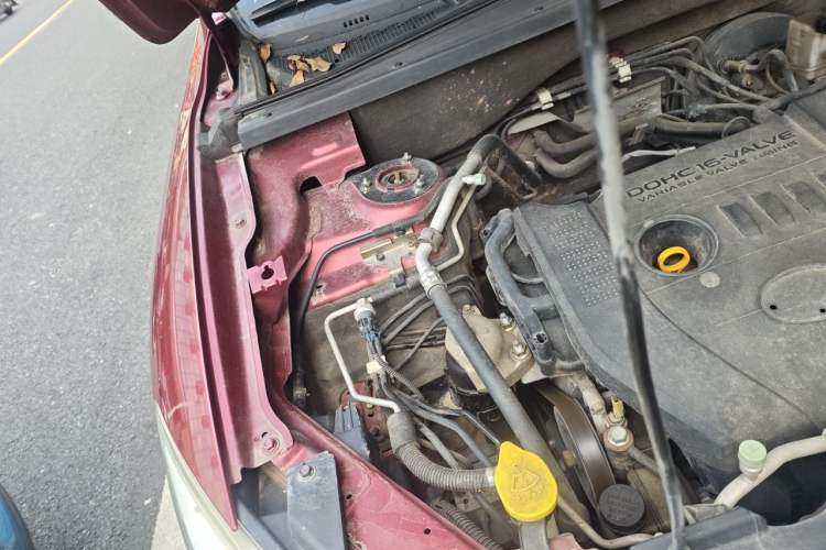 Used Bestune X80 2015 2.0L Automatic Comfort Anniversary Edition Engine Bay Right