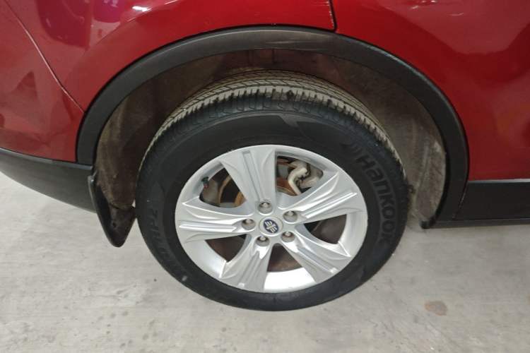 Used Bestune X80 2015 1.8T Automatic Luxury Model Exterior 8