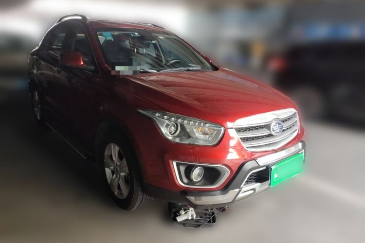 Used Bestune X80 2015 1.8T Automatic Luxury Model Front Right 45 Deg