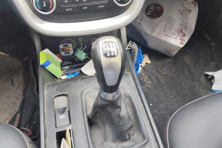 Used Bestune X80 2015 2.0L Manual Luxury Edition Gear Lever