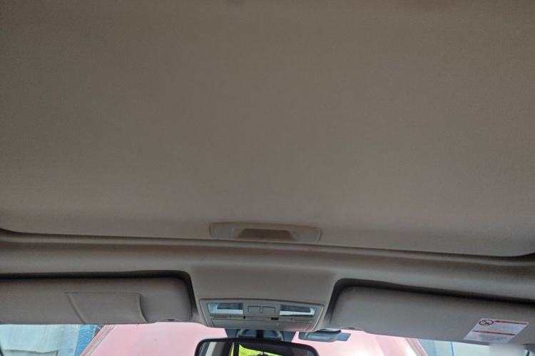 Used Bestune X80 2015 2.0L automatic luxury version Headliner