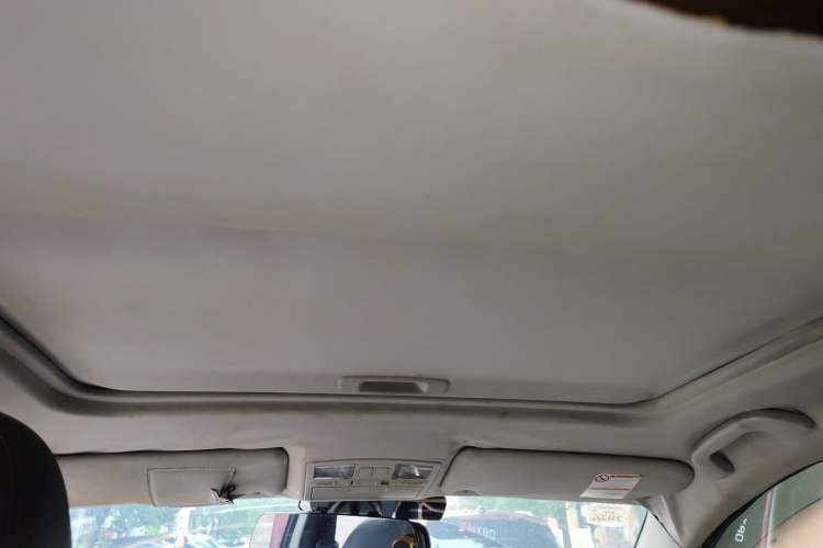 Used Bestune X80 2015 1.8T Automatic Luxury Model Headliner