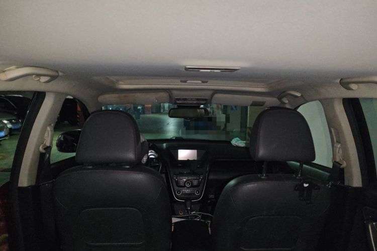Used Bestune X80 2015 2.0L automatic luxury version Headliner