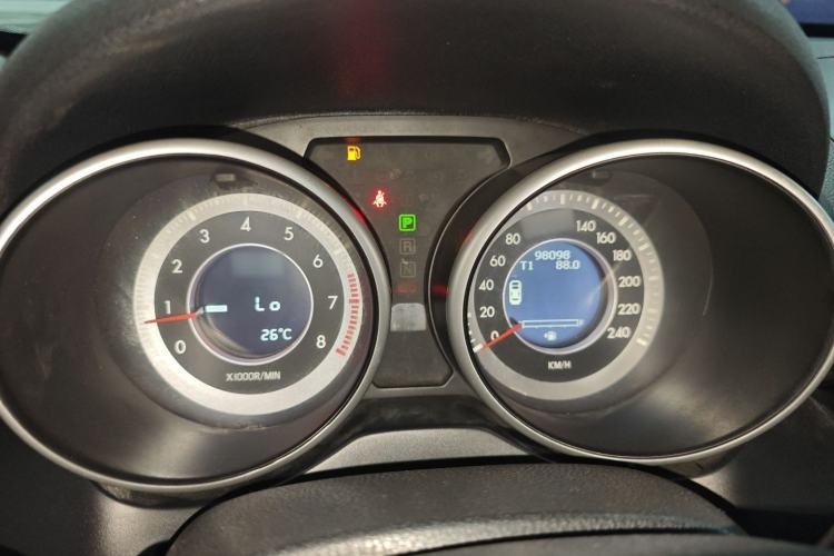 Used Bestune X80 2015 1.8T Automatic Luxury Model Instrument Cluster