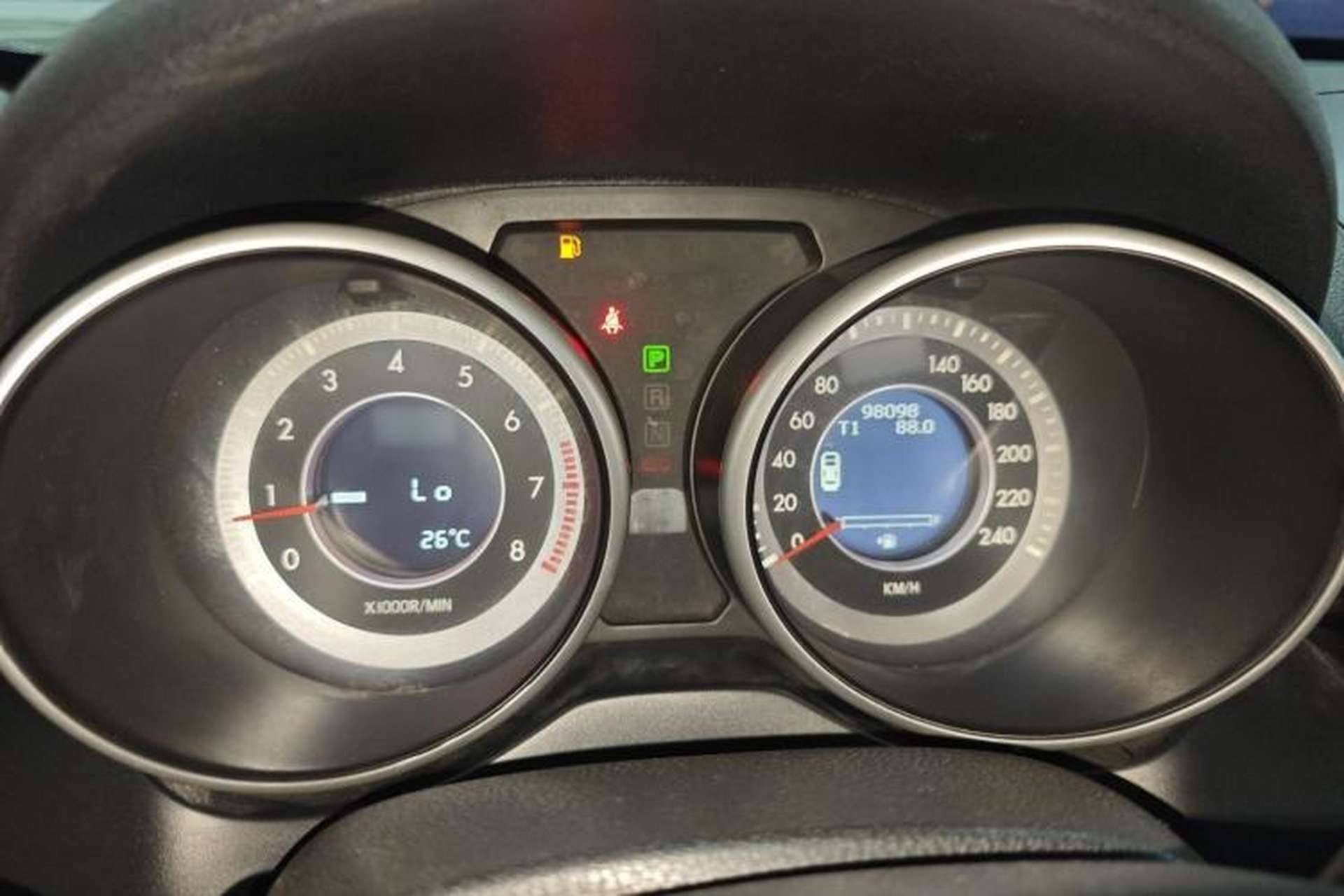 Used Bestune X80 2015 1.8T Automatic Luxury Model Instrument Cluster