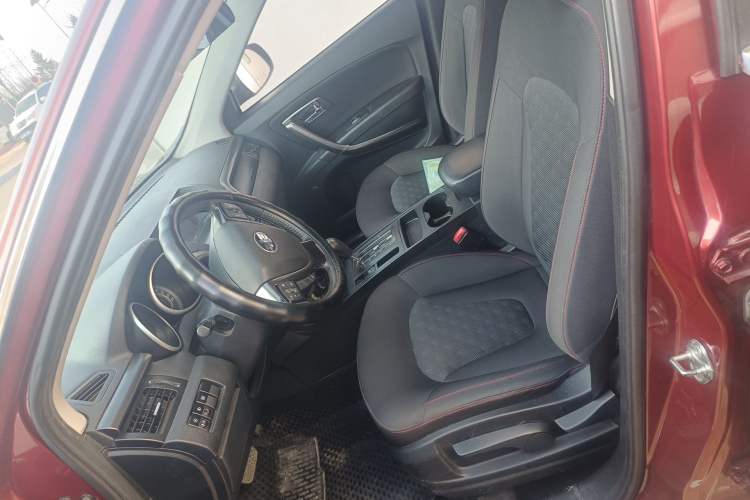 Used Bestune X80 2015 2.0L Automatic Comfort Anniversary Edition Left Front Seat