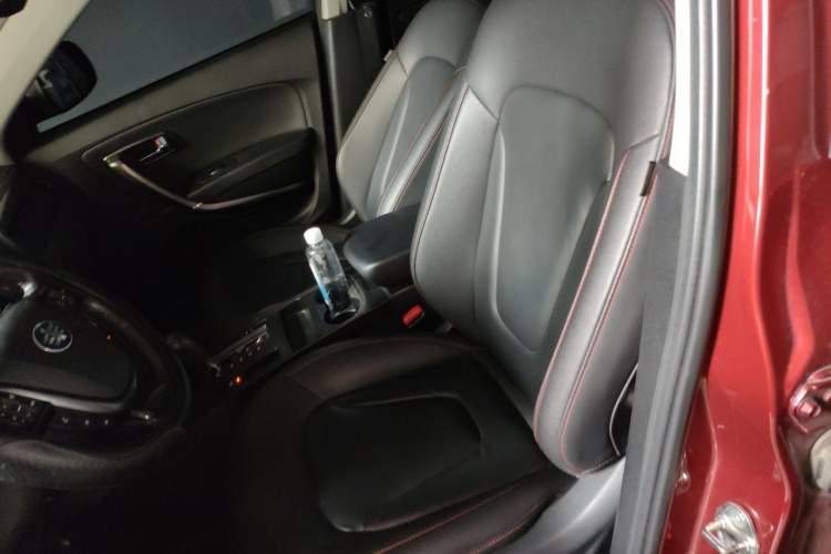 Used Bestune X80 2015 1.8T Automatic Luxury Model Left Front Seat