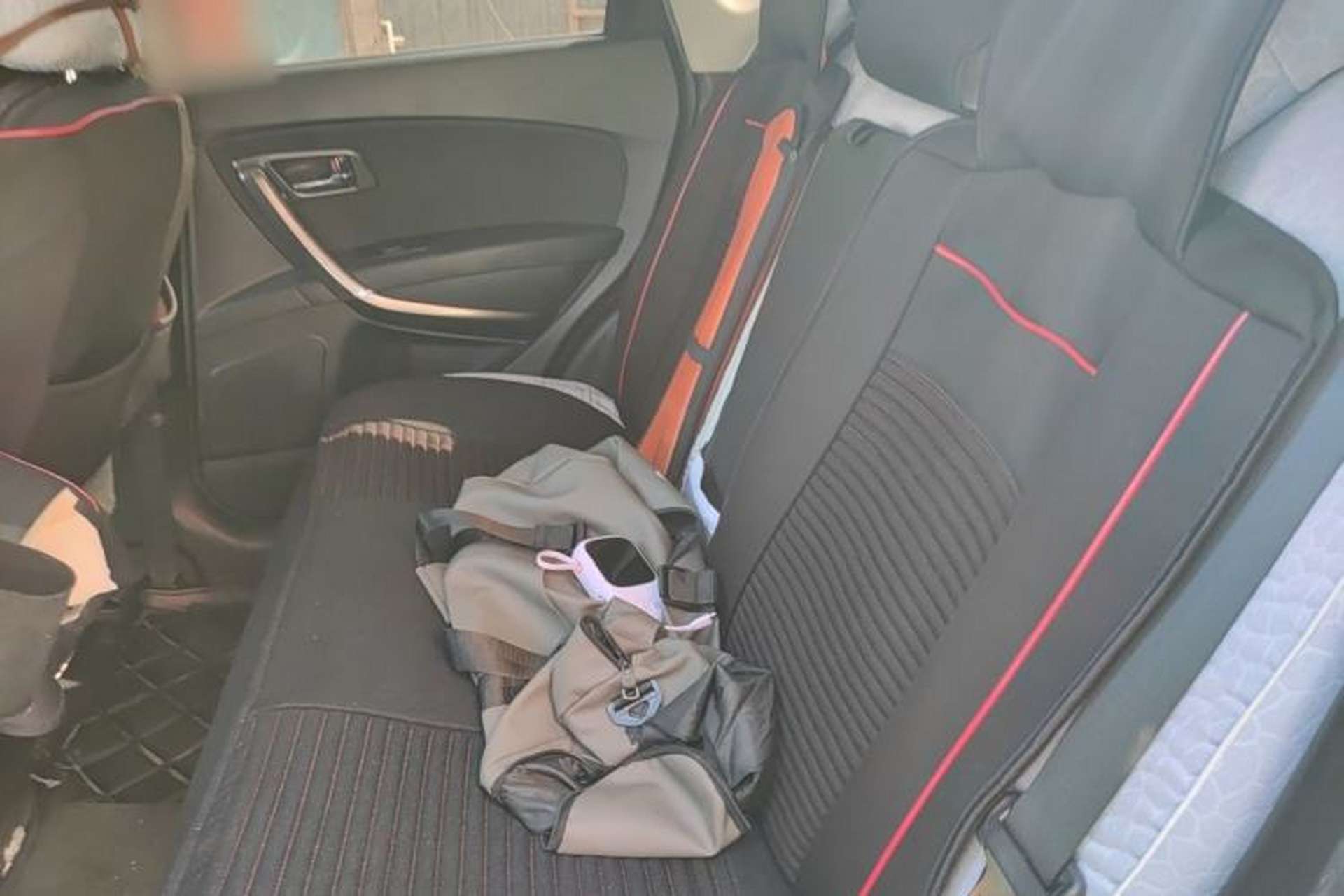 Used Bestune X80 2015 2.0L Automatic Comfort Anniversary Edition Left Rear Seat