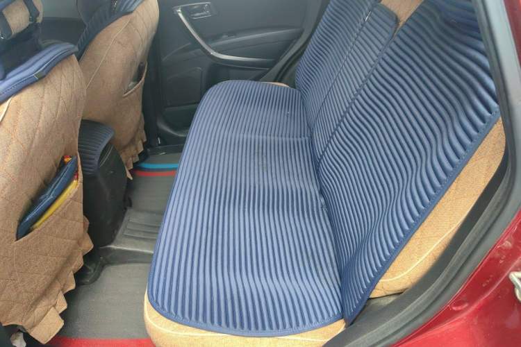Used Bestune X80 2015 2.0L Automatic Comfort Anniversary Edition Left Rear Seat