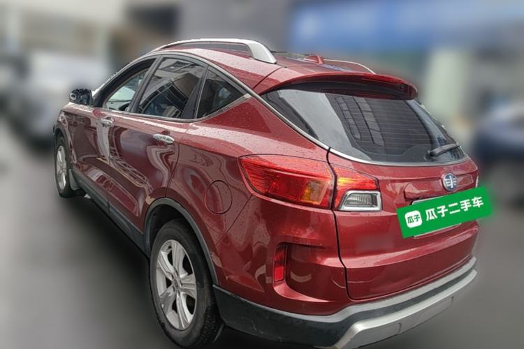 Used Bestune X80 2015 2.0L automatic luxury version Rear Left 45 Deg