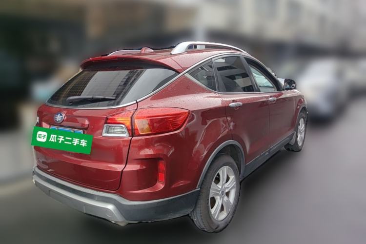 Used Bestune X80 2015 2.0L automatic luxury version Rear Right 45 Deg
