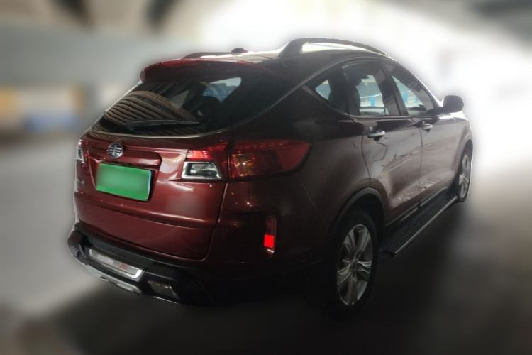 Used Bestune X80 2015 1.8T Automatic Luxury Model Rear Right 45 Deg