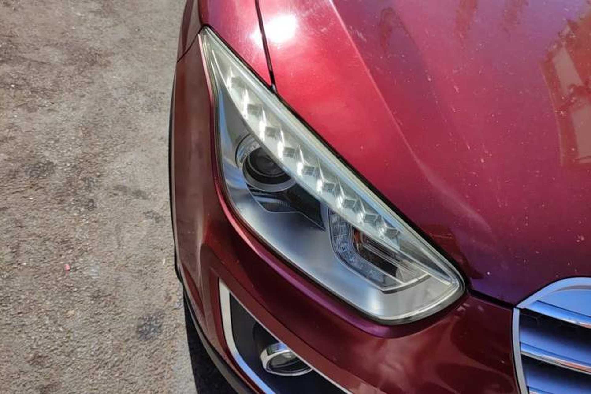 Used Bestune X80 2015 2.0L Automatic Comfort Anniversary Edition Right Front Headlight
