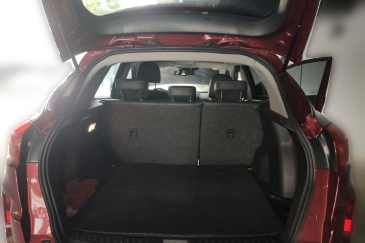 Used Bestune X80 2015 1.8T Automatic Luxury Model Trunk