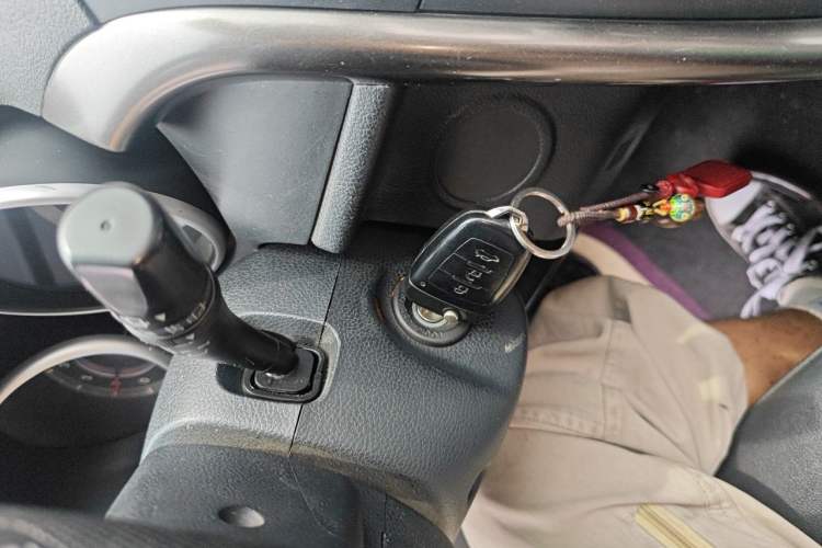 Used Bestune X80 2015 2.0L automatic luxury version Vehicle Key