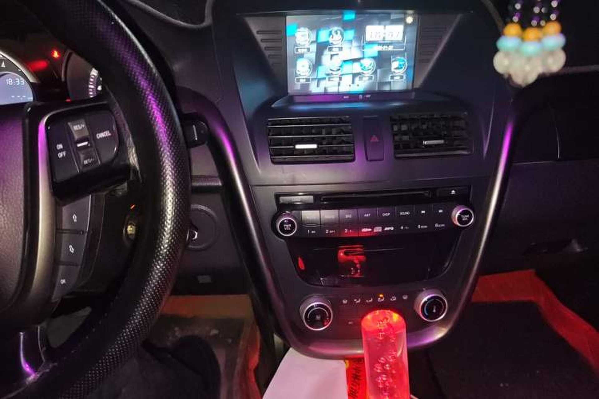 Used Bestune X80 2015 2.0L Automatic Comfort Anniversary Edition Audio And AC Panel