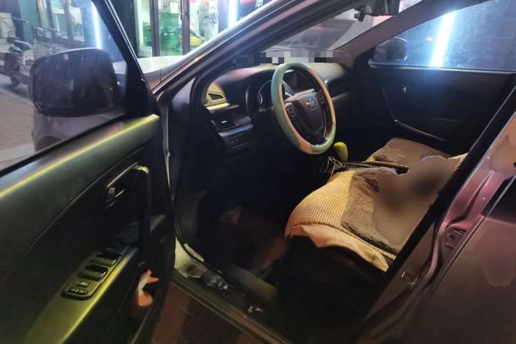 Used Bestune X80 2015 2.0L automatic luxury version Driver Seat
