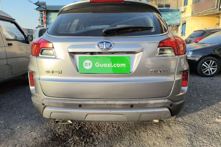 Used Bestune X80 2015 2.0L Automatic Comfort Anniversary Edition Exterior 4