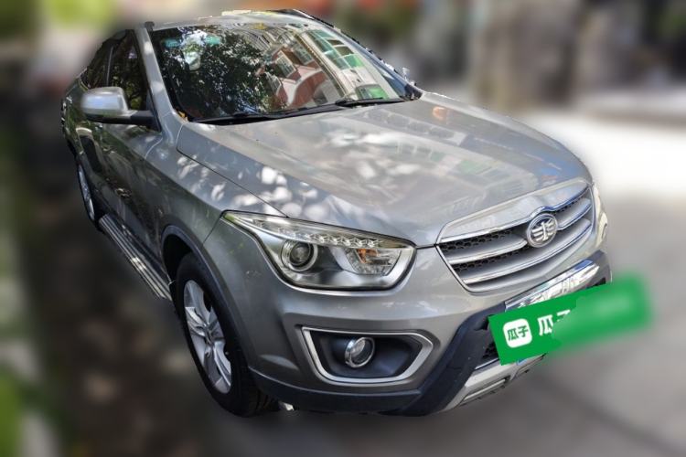 Used Bestune X80 2015 2.0L automatic luxury version Front Right 45 Deg