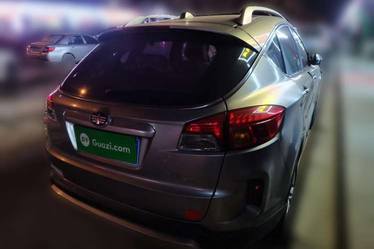 Used Bestune X80 2015 2.0L automatic luxury version Rear Right 45 Deg