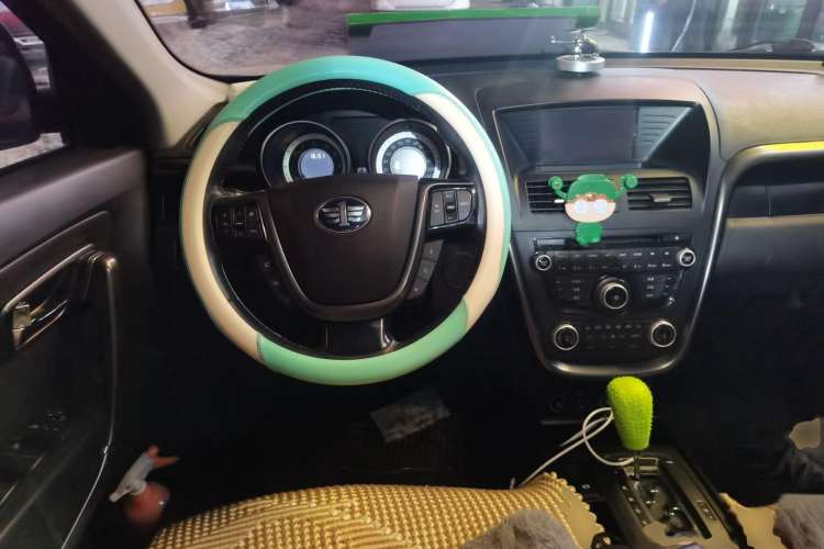 Used Bestune X80 2015 2.0L automatic luxury version Steering Wheel