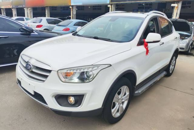 Used Bestune X80 2015 2.0L automatic comfort version