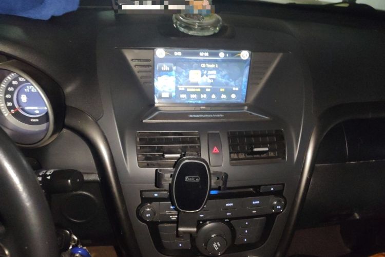 Used Bestune X80 2015 2.0L Automatic Comfort Anniversary Edition Audio And AC Panel