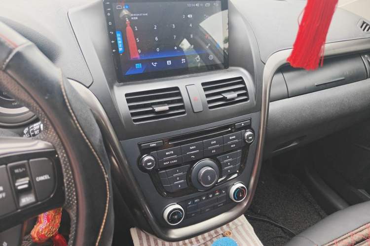 Used Bestune X80 2015 2.0L automatic comfort version Audio And AC Panel