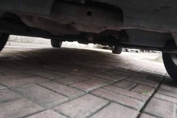 Used Bestune X80 2015 2.0L automatic luxury version Chassis Front