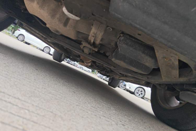 Used Bestune X80 2015 2.0L automatic comfort version Chassis Front