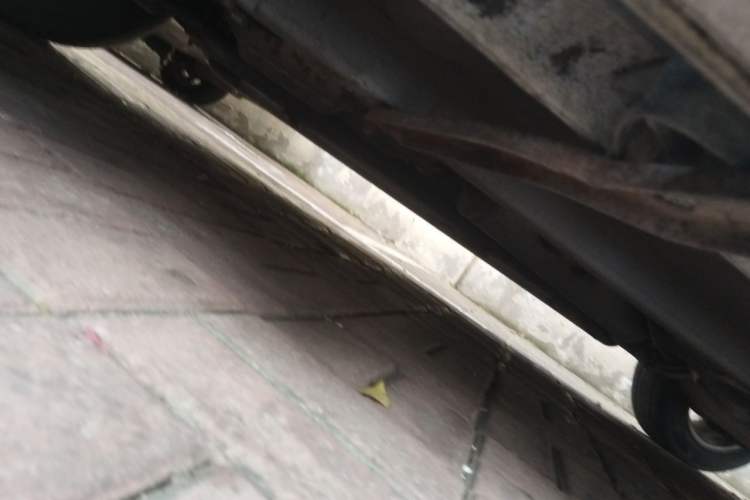 Used Bestune X80 2015 2.0L automatic luxury version Chassis Front Left
