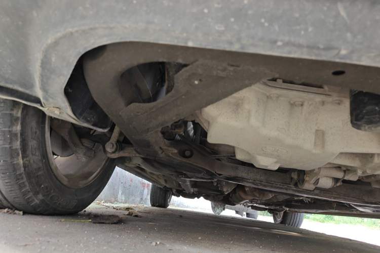 Used Bestune X80 2015 2.0L automatic luxury version Chassis Front Right