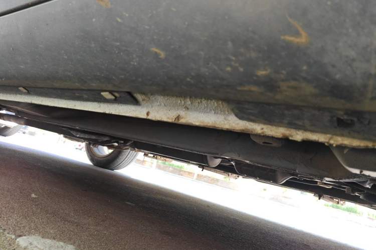 Used Bestune X80 2015 1.8T Automatic Luxury Model Chassis Front Right