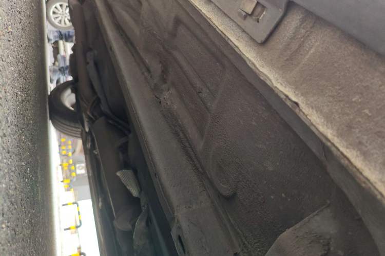 Used Bestune X80 2015 2.0L Manual Comfort 2nd Anniversary Edition Chassis Front Right