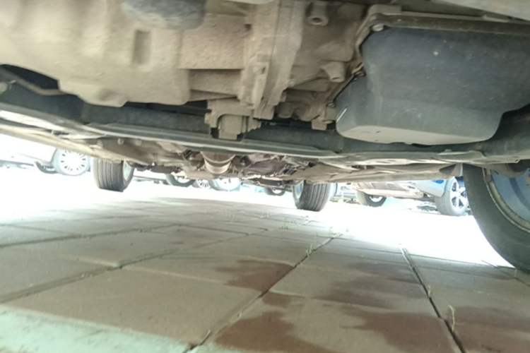 Used Bestune X80 2015 2.0L automatic comfort version Chassis Front