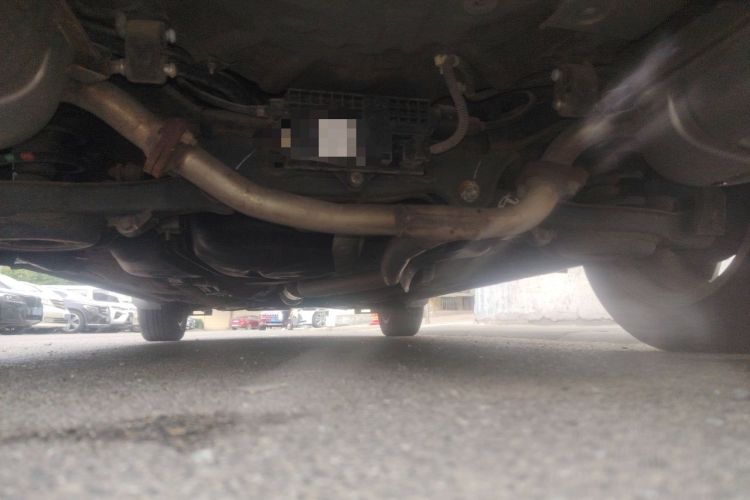 Used Bestune X80 2015 2.0L automatic luxury version Chassis Rear