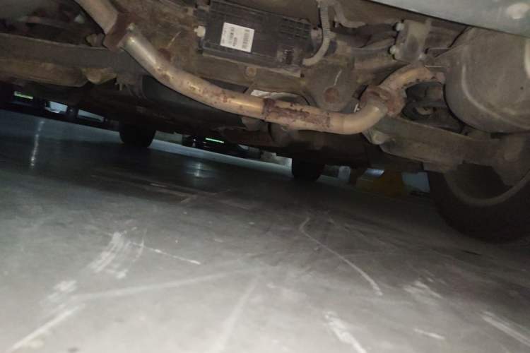 Used Bestune X80 2015 2.0L Automatic Comfort Anniversary Edition Chassis Rear