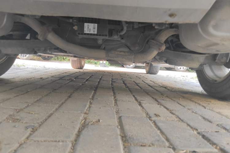 Used Bestune X80 2015 2.0L automatic luxury version Chassis Rear
