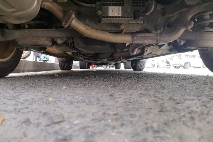 Used Bestune X80 2015 2.0L Automatic Comfort Anniversary Edition Chassis Rear