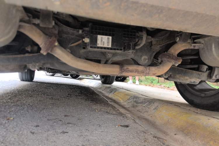 Used Bestune X80 2015 1.8T Automatic Luxury Model Chassis Rear