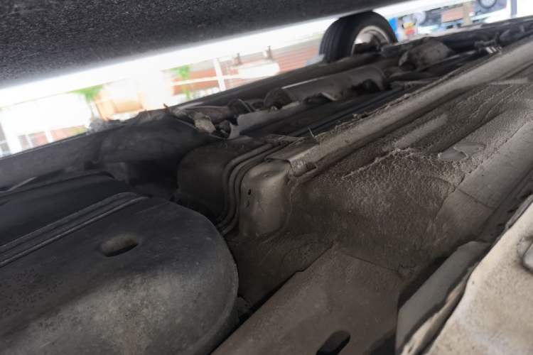 Used Bestune X80 2015 2.0L automatic luxury version Chassis Rear Left