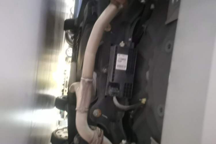 Used Bestune X80 2015 2.0L Automatic Comfort Anniversary Edition Chassis Rear