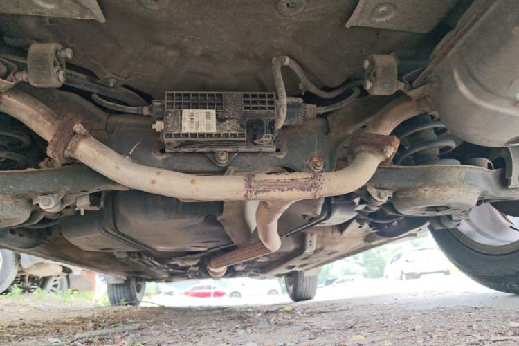 Used Bestune X80 2015 2.0L automatic comfort version Chassis Rear