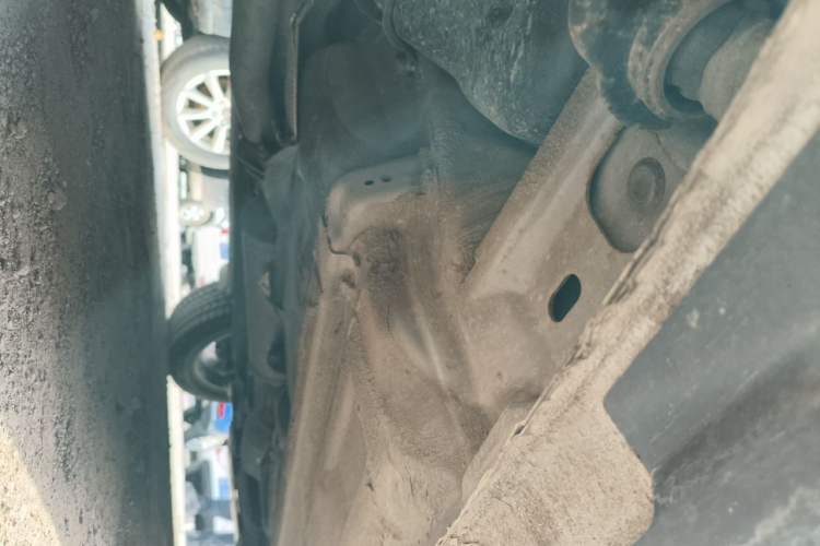 Used Bestune X80 2015 2.0L Manual Luxury Edition Chassis Rear Right