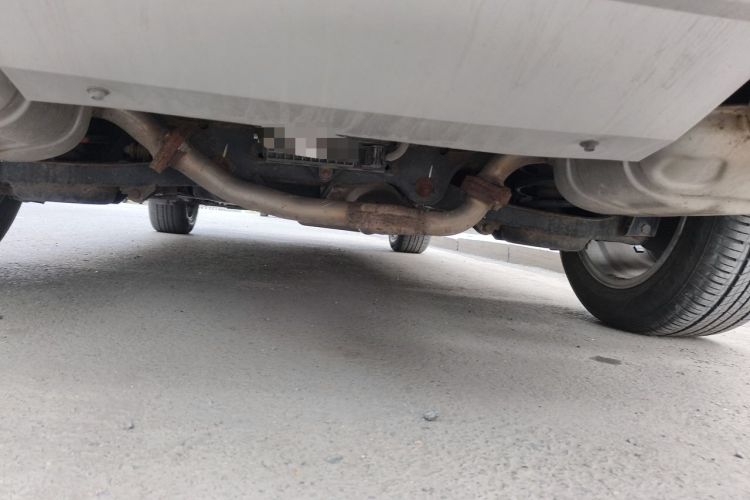 Used Bestune X80 2015 2.0L automatic luxury version Chassis Rear
