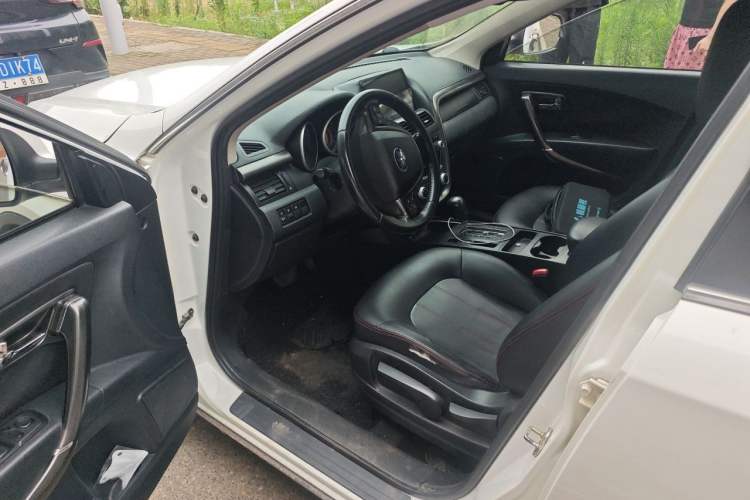 Used Bestune X80 2015 2.0L Automatic Comfort Anniversary Edition Driver Seat