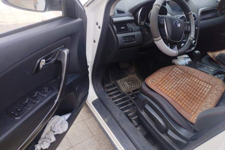 Used Bestune X80 2015 2.0L Automatic Comfort Anniversary Edition Driver Seat