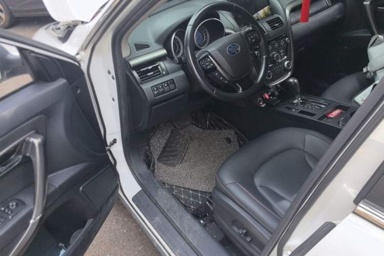 Used Bestune X80 2015 1.8T Automatic Luxury Model Driver Seat