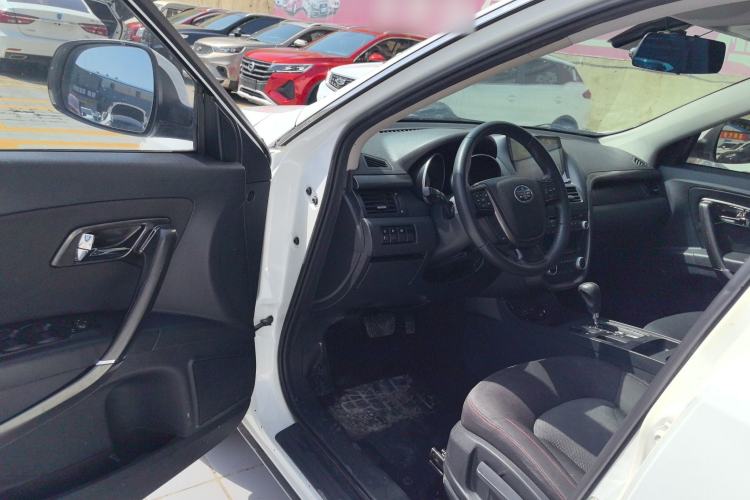 Used Bestune X80 2015 2.0L Automatic Comfort Anniversary Edition Driver Seat